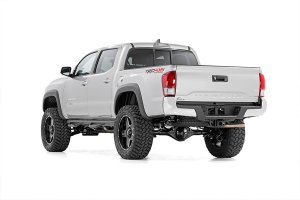 Toyota Tacoma Suspension Lift Kit - Rough Country - 4 Inch Lift Kit, N3 Struts - '16-'23